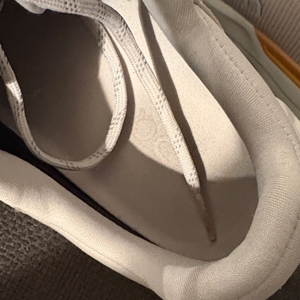 On Running Women's Cloudrunner 2 Sneakers - Wolf and Tangerine - Picture 4 of 6